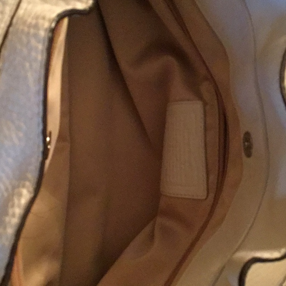 Coach Handbag - Picture 2 of 4